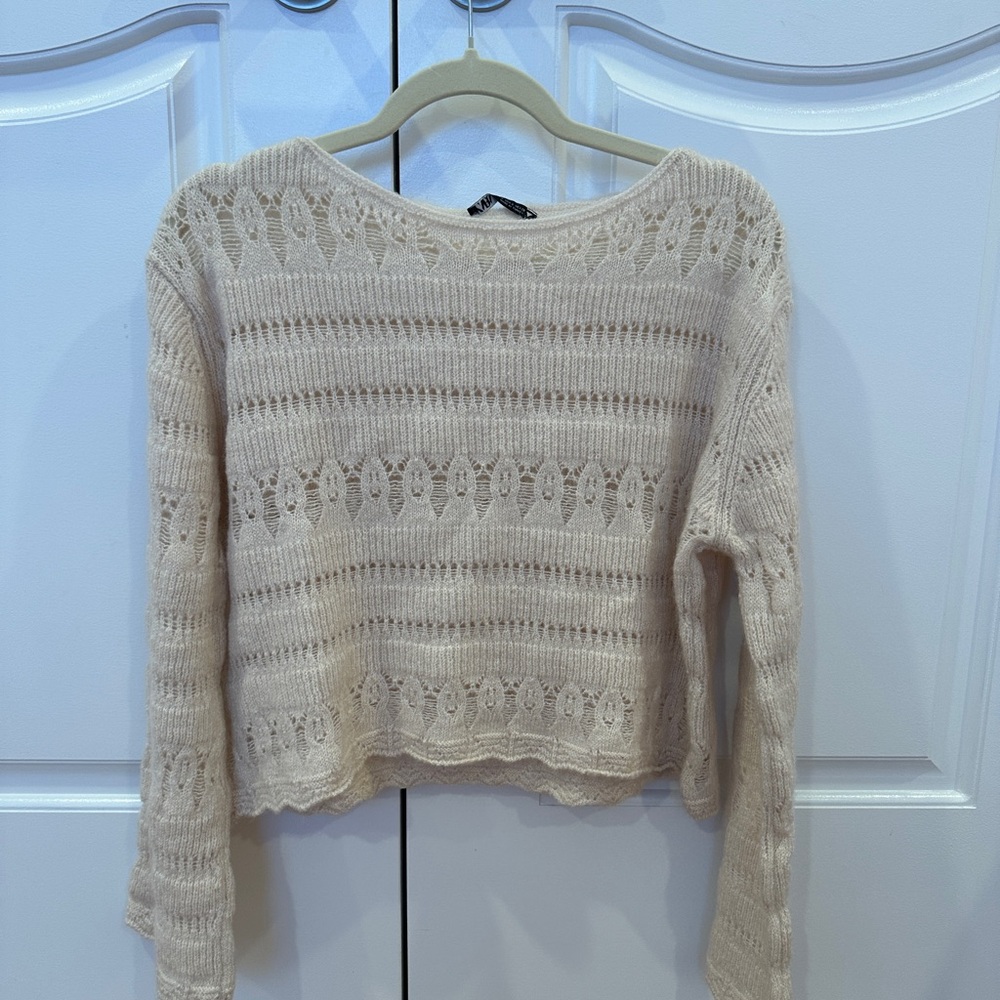 Zara Elegant Cream Sweater